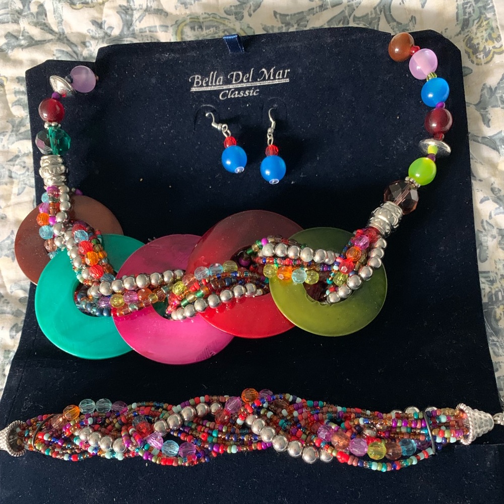 Multi-color beaded necklace, bracelet & earrings set. Goes with anything!